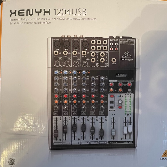 Behringer Xenyx Q1204USB Mixer with USB